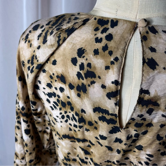 Banana Republic Cropped Top Blouse Leopard Print Balloon Sleeve Sz XS - Picture 6 of 13